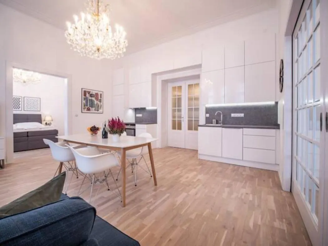 Top Class Apartment In Old Town 2 Bedrooms Praag